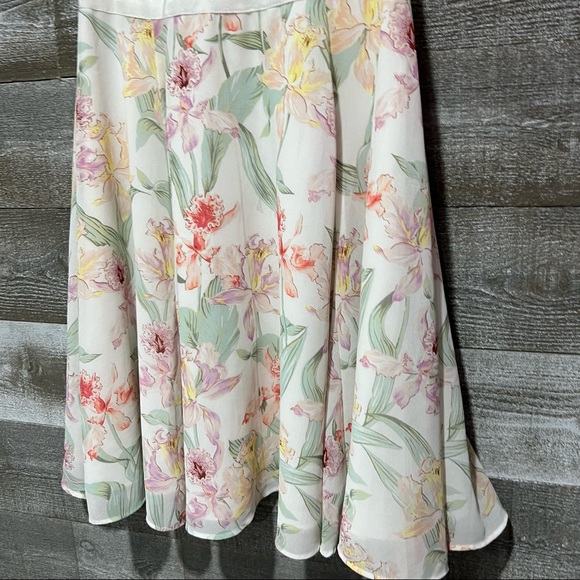 Ann Taylor Factory Floral Dress 0P - Picture 4 of 8